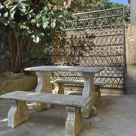 Portofino Garden بيت ضيافة